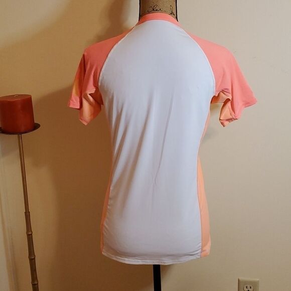 Hurley Short Sleeve Y2K athletic top size Small - Picture 7 of 8